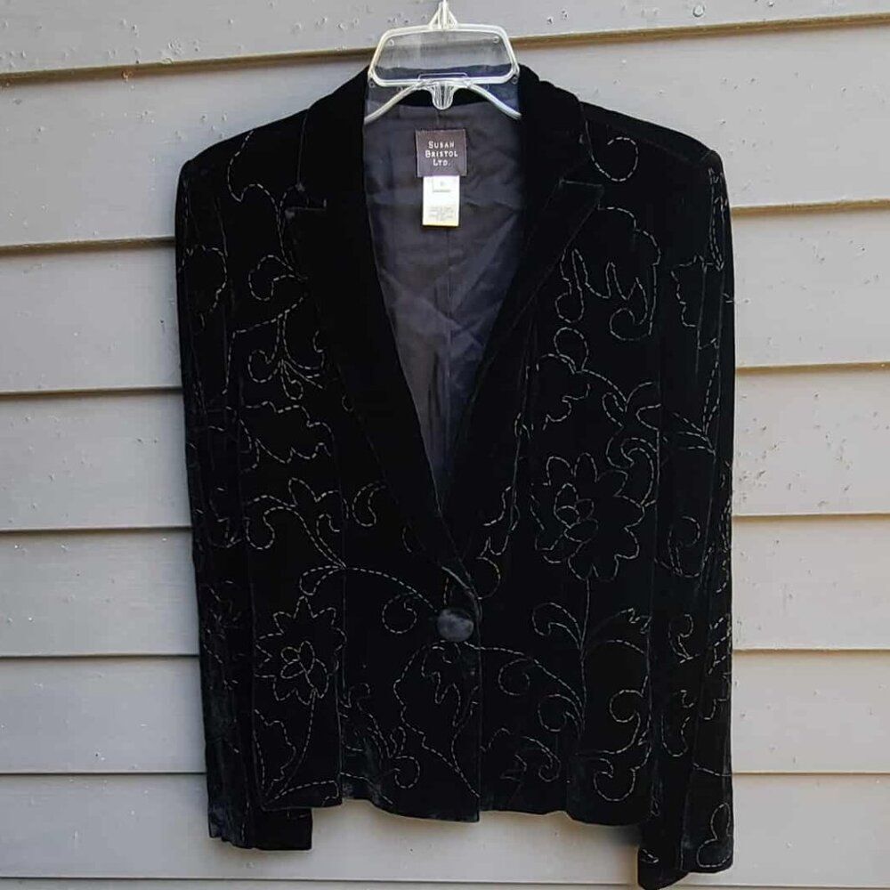 Susan Bristol Vintage Velvet Black Beaded Jacket NWT!  NEW!  IN BAG. Size 8